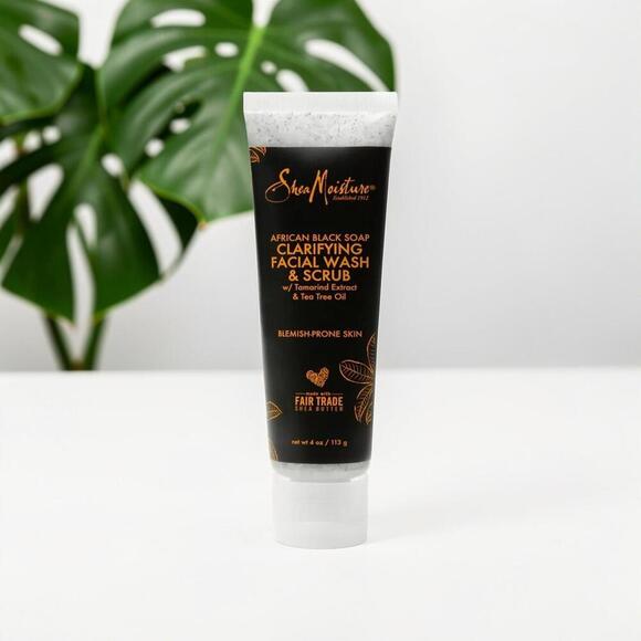 Shea Moisture Other - Shea Moisture Clarifying Facial Scrub w/ Tamarind Extract and TeaTree Oil - 4oz